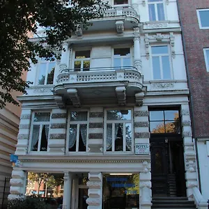  Hotel Hotel-fink